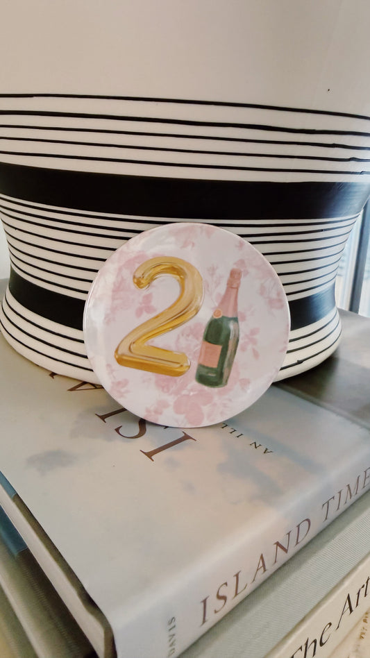21 Button